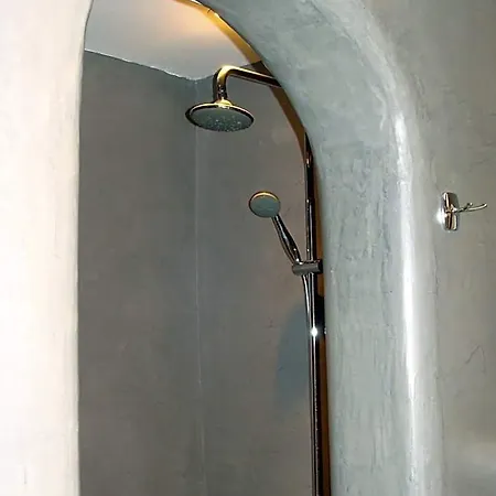 Anema Boutique & Santorini 4* 이메로비글리