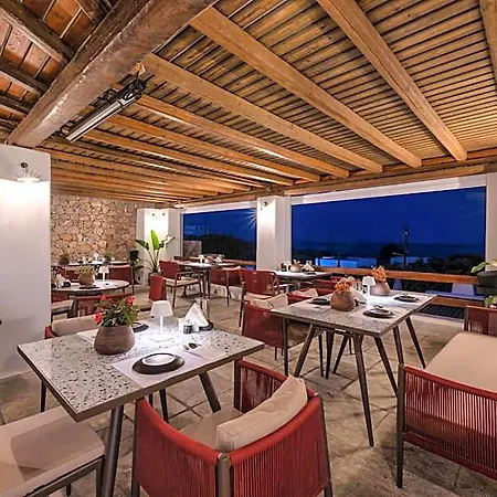호텔 Anema Boutique & Santorini 4*